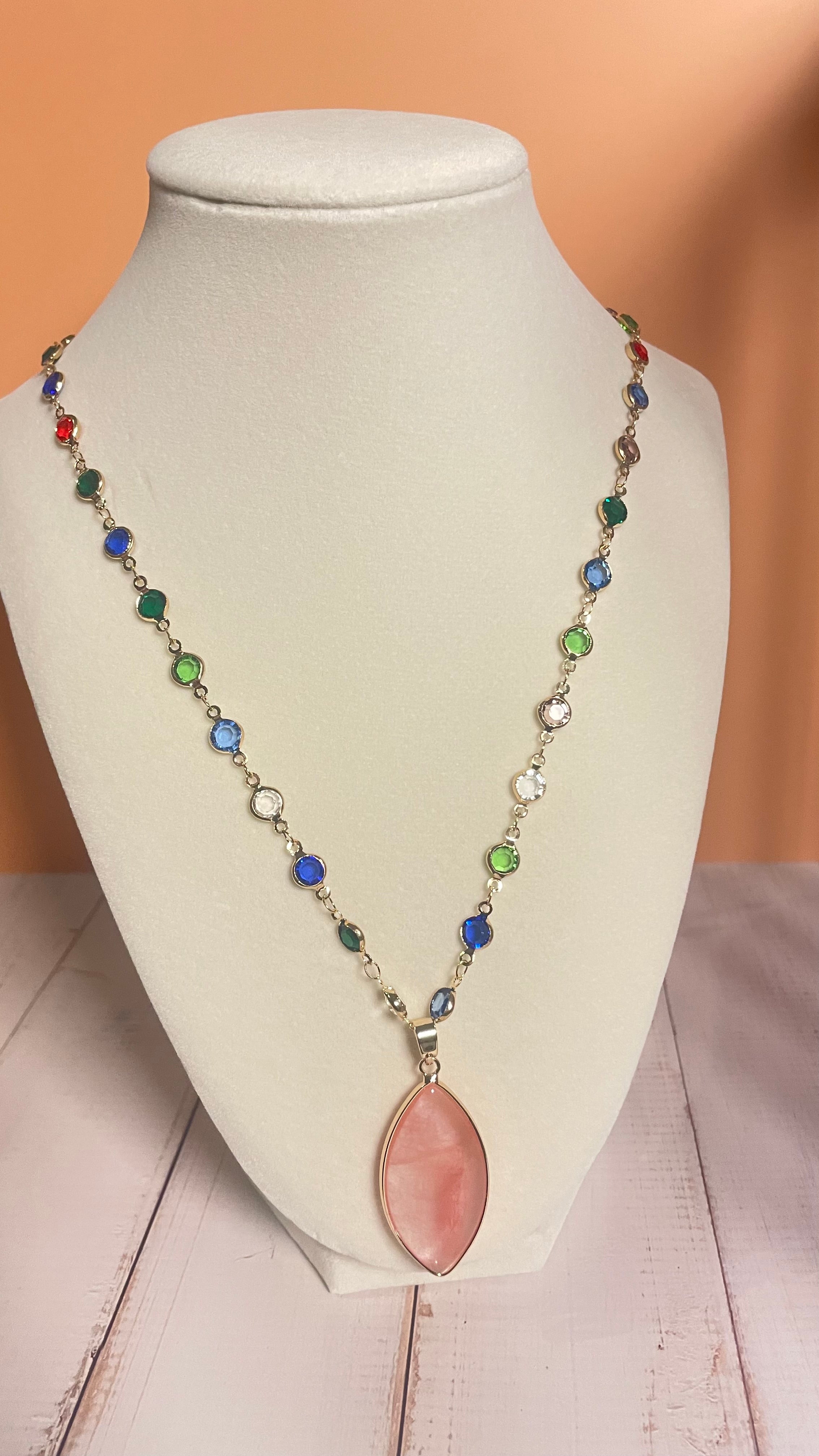 ✨ Reiki Heart – Cherry Quartz Pendant Necklace (Reiki-Infused Wearable Energy Healing)